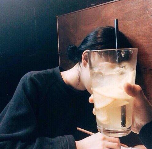 男友背着我和前任复合