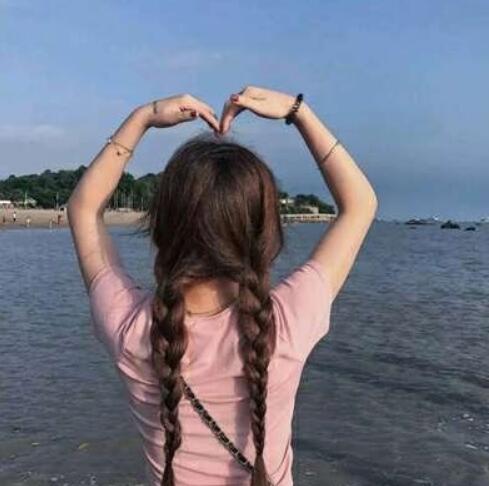 男友瞒着我去给前女友过生日