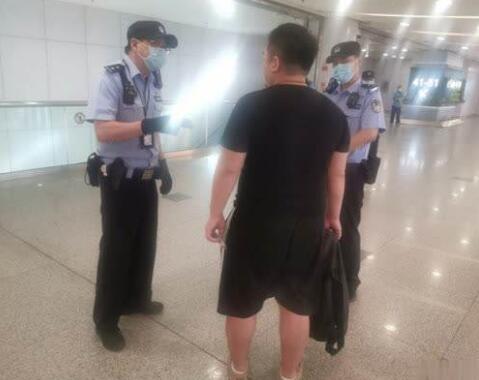 32岁男子一天被逼相亲3次