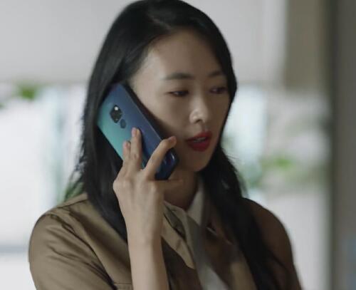 三十而已童瑶手机什么牌子的
