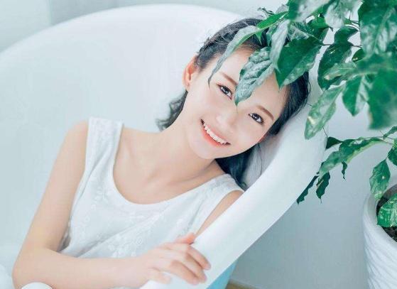 老婆参加同学聚会又见初恋