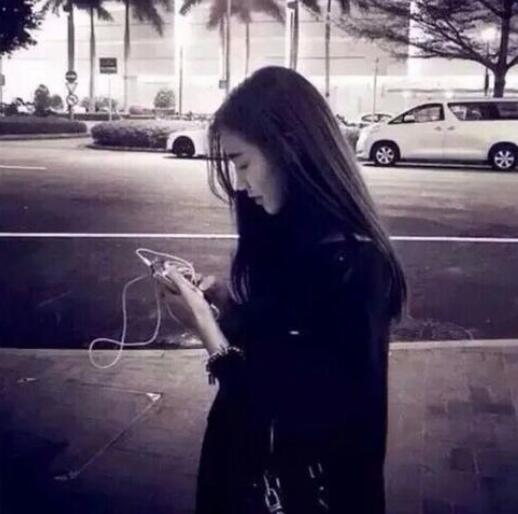 女友情绪不稳定在一起好痛苦