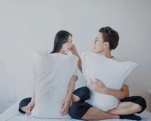男朋友不爱你的征兆