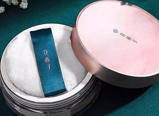 花西子蜜粉是定妆的吗