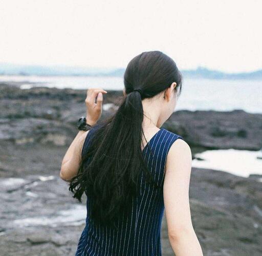老公认识了个卖保险的女人