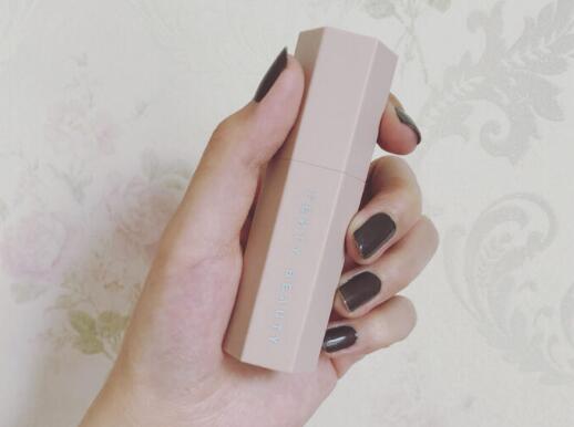 fentybeauty修容棒保质期多久