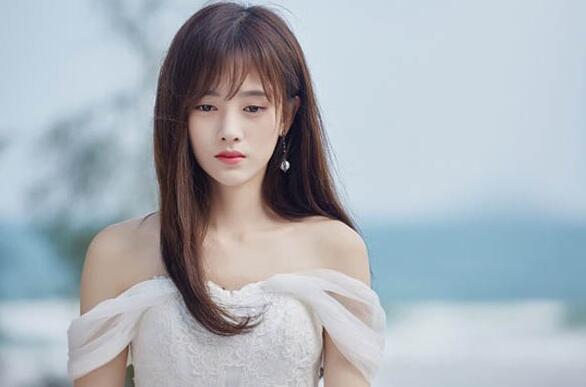 鞠婧祎什么时候退出SNH48的