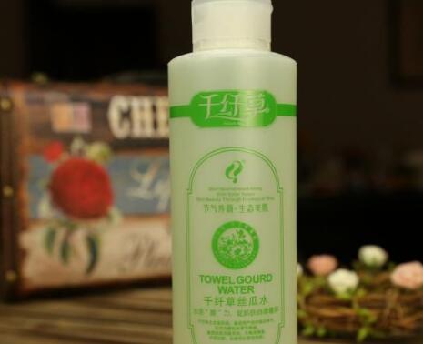 千纤草爽肤水的功效