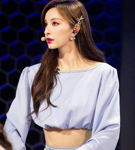 乘风破浪的姐姐吴昕剪刀发卡什么牌子