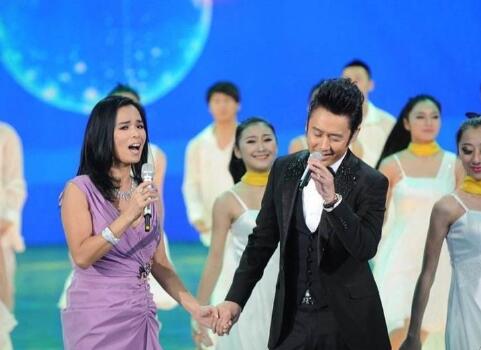 2012年春晚为什么奇怪