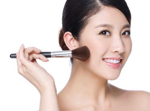 定妆和不定妆有啥区别