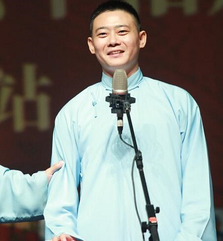 德云斗笑社栾云平背景资料
