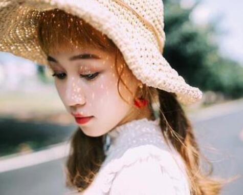 一个女人心里没有你的表现