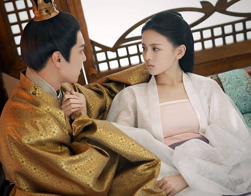 长安诺董若萱历史原型是董鄂妃吗