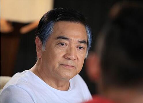 尔冬升秦沛姜大卫为什么不一个姓