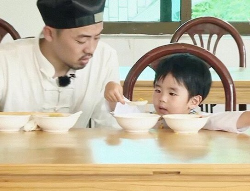 想想办法吧爸爸小九多大本名叫什么