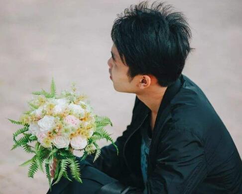 男人冲你发火代表什么