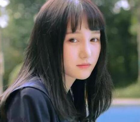 我和妈妈为了男友闹僵