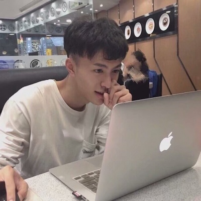 男朋友不跟我用情侣头像