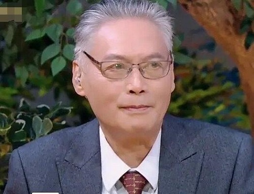 女儿们的恋爱金莎爸爸是做什么的