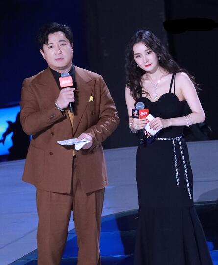 沈腾回应没扶杨幂