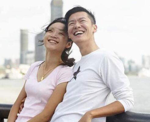 男人更怀念哪种前女友