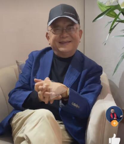 王刚首次回应砸宝事件