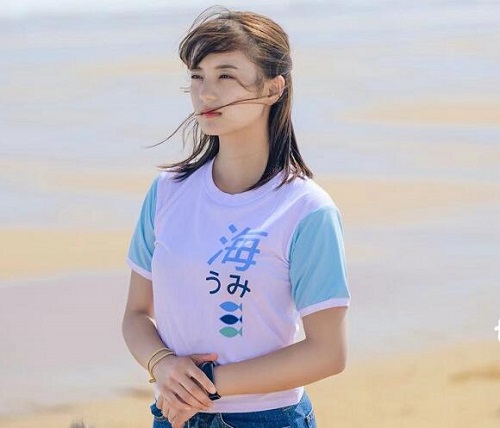 纪言信爱戚年吗