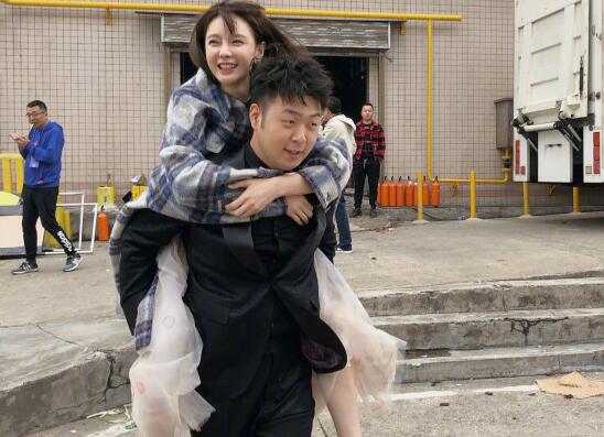 沈梦辰发文总是敷衍都会渐行渐远