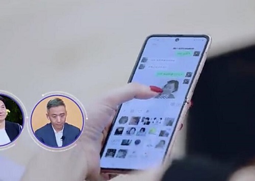 女儿们的恋爱金莎用的手机是什么牌子