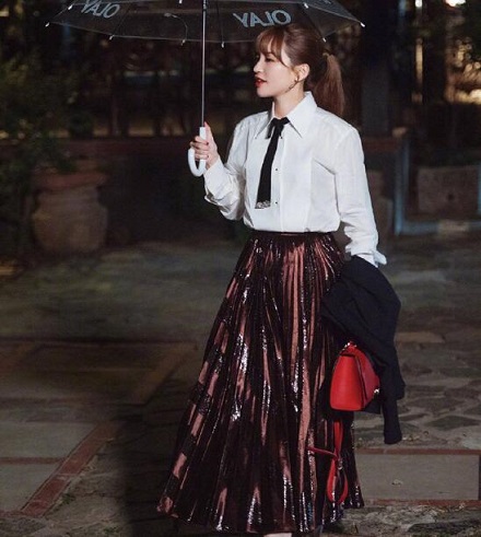 女儿们的恋爱金莎服装穿搭介绍