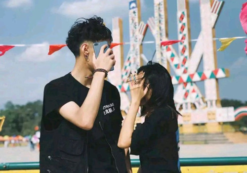 异地恋变心有什么表现