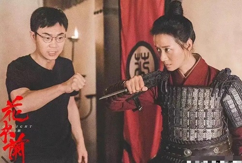 演员请就位为什么请大鹏当主持人