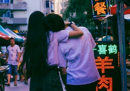 男友点赞怀念前任的视频
