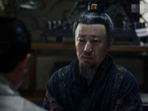樊於期与桓齮是同一人吗