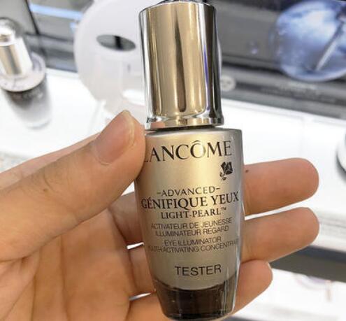 大眼精华和眼霜使用顺序