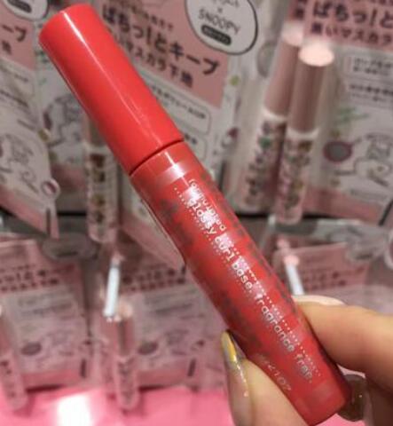 睫毛打底膏可以单独使用吗