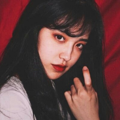 女生回复信息总是带几个句号