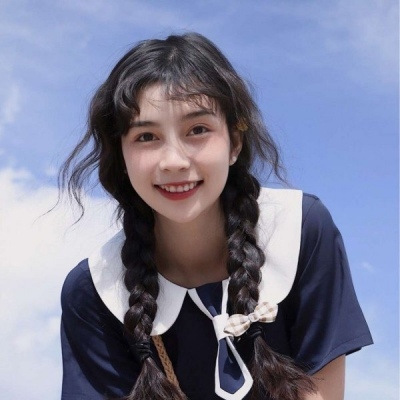 女生聊微信有一句没一句的
