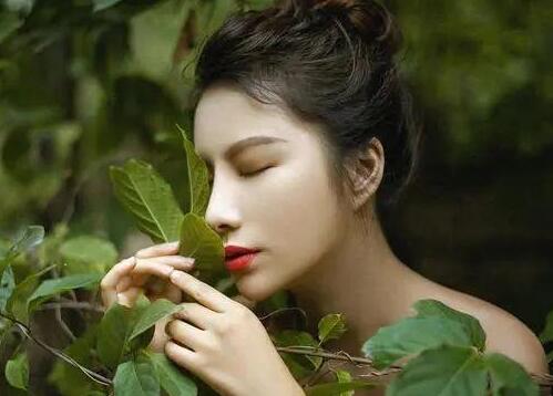 冷战中老公一直不哄你怎么办