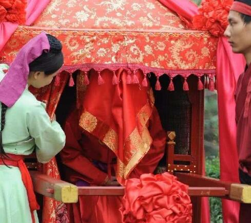为什么12岁叫金钗之年