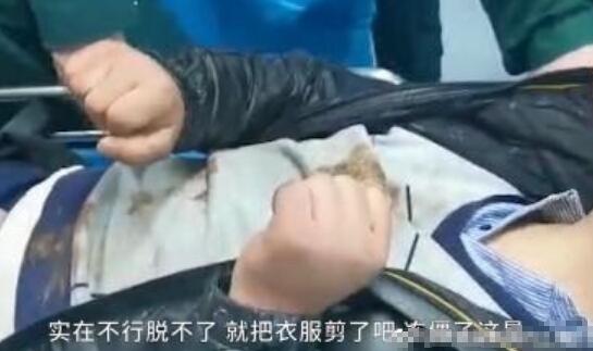 男子醉酒睡街头被冻僵或手脚难保
