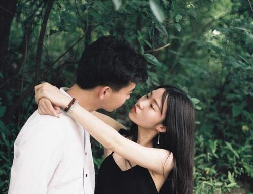 男生问女生年龄是什么意思