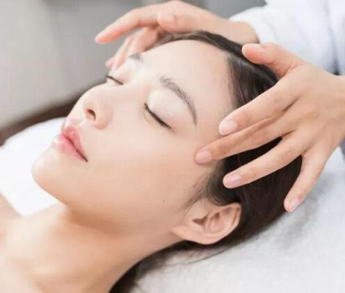 日常淡妆用什么卸妆
