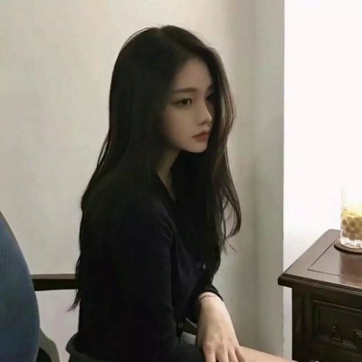 女友翻我手机看到了前女友相片