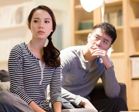 女生知道男生因为自己吃醋后会是什么心理