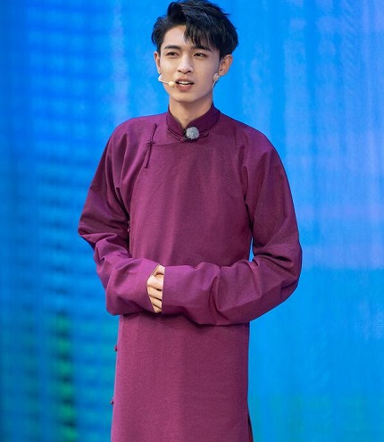 欢乐喜剧人第七季秦霄贤搭档是谁
