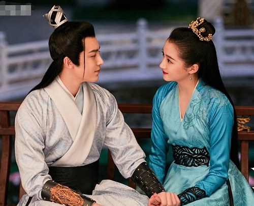 容瑕为什么喜欢班婳