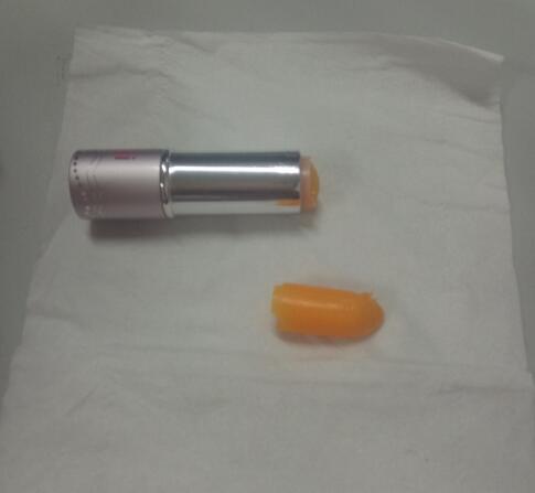 唇膏断了怎么接上