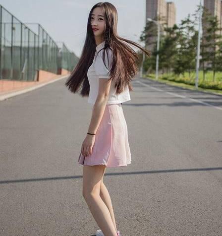 与女网友去ktv约会聊天